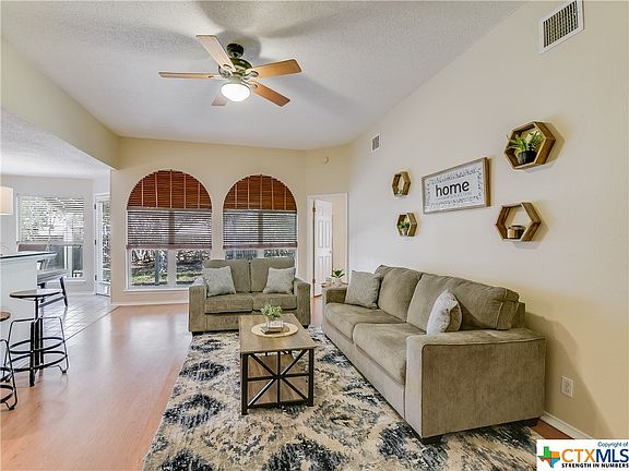 4th image of 17016 Cranston Dr