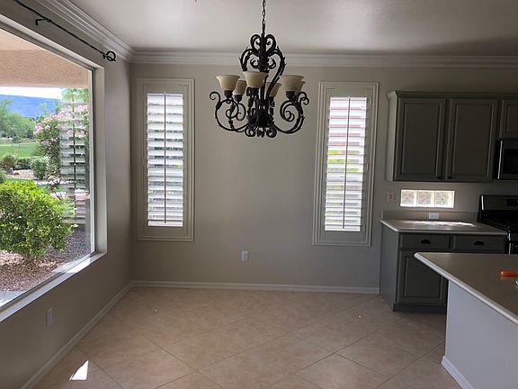 Kitchen dining