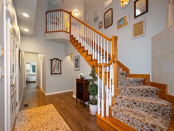 5th image of 21400 NE 373rd St