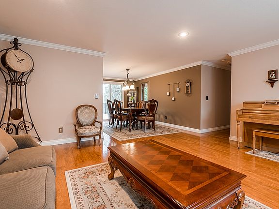 5th image of 4918 Monte Vista Pl