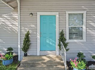 220 W Wardville St, Cleburne, TX 76033