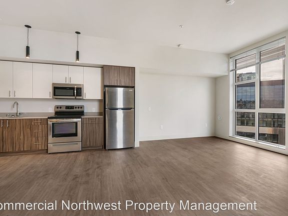 3rd image of 1208 E Pine St #622