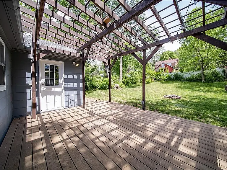5227 Riggs St — Photo 14