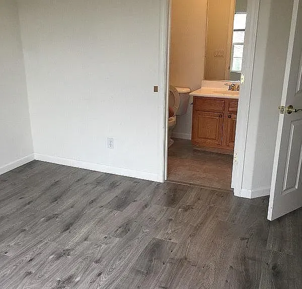 372 Adeline Ave — Photo 8