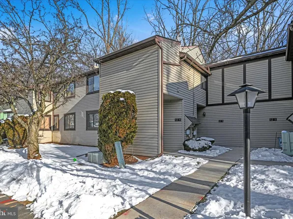 52-2 Holly Dr, Reading, PA 19606