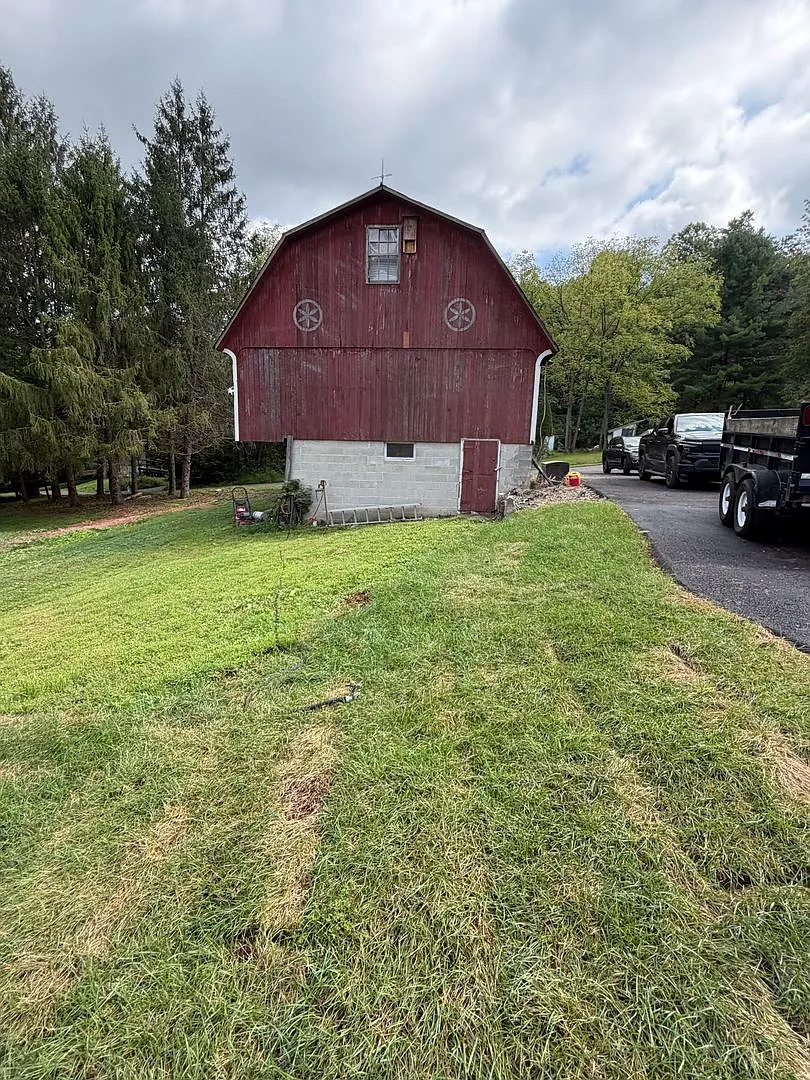 4 Bedroom Country Style Home — Photo 2