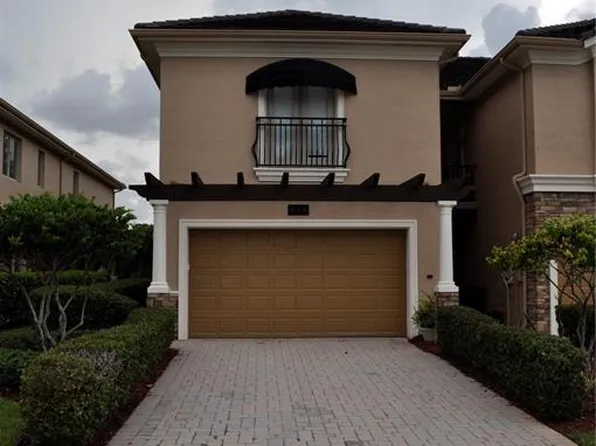 644 Saxony Blvd, Saint Petersburg, FL 33716