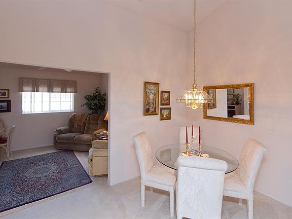 4th image of 2108 Cardigan Dr