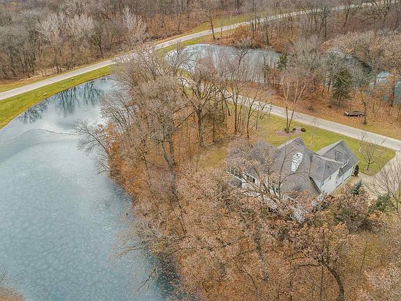 3rd image of 1586 Shady Ct NW