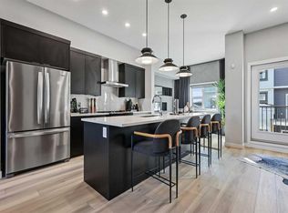 595 N Mahogany Rd SE #112, Calgary, AB T3M3K9