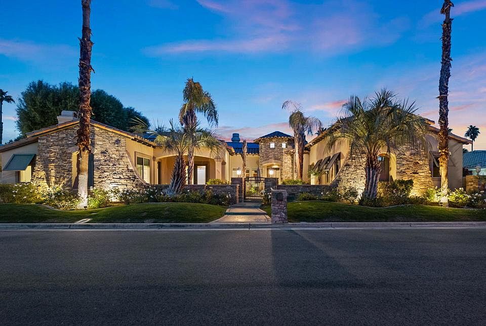 1st image of 352 Crest Lake Dr