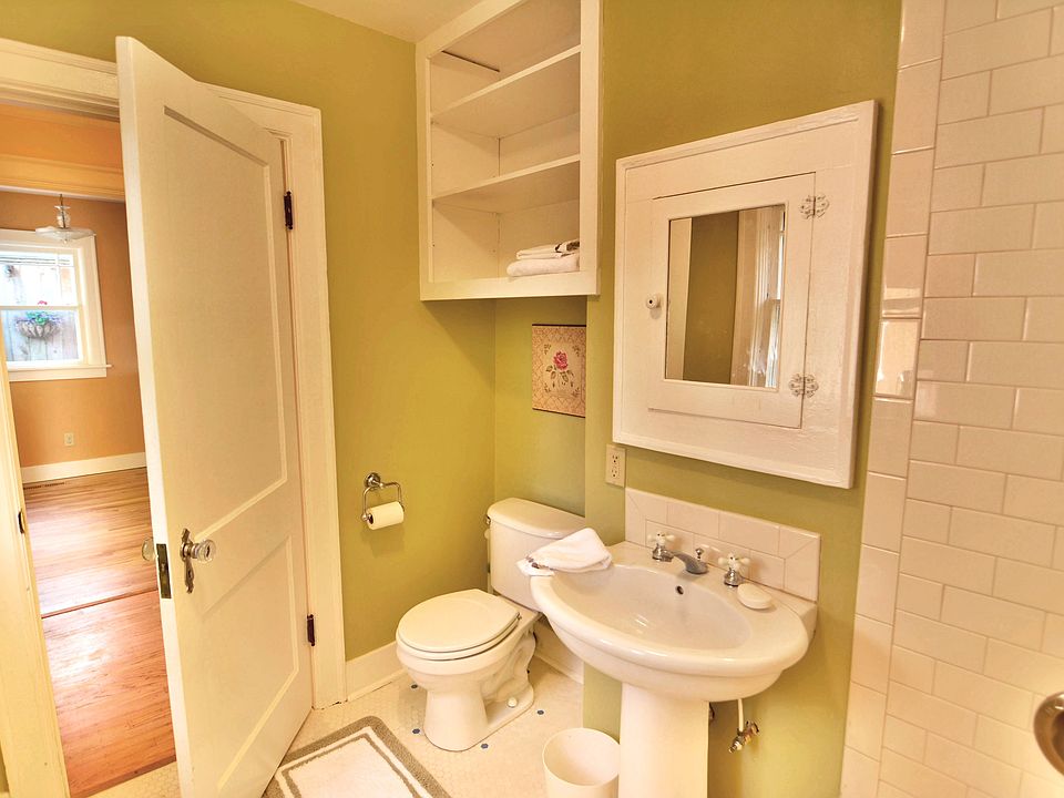 main floor bath
