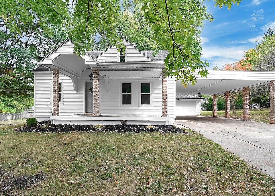 1st image of 968 Herring Ave