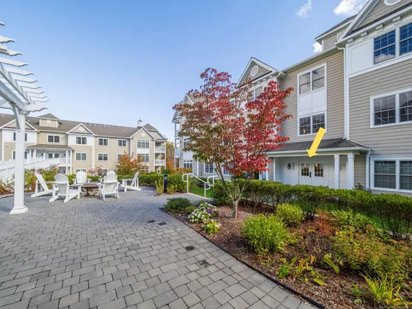 77 Sunset Lane #223, Ridgefield, CT 06877