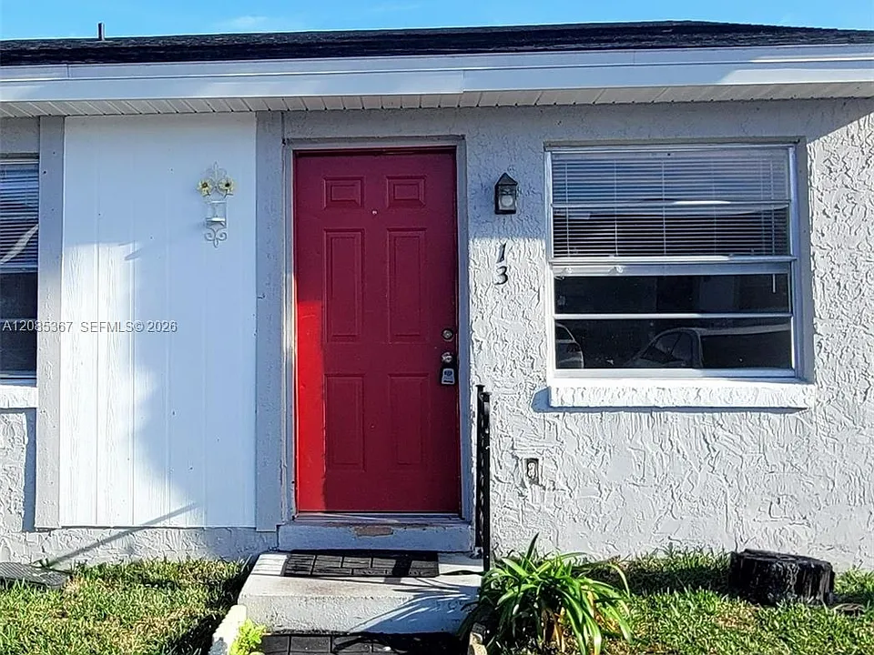 13 Lake Villa Way #13