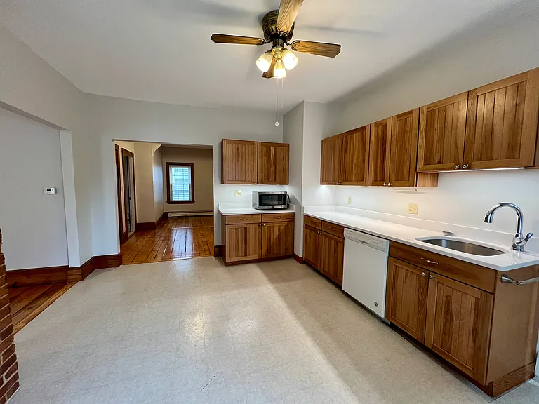 46 Pleasant St #1 — Photo 2