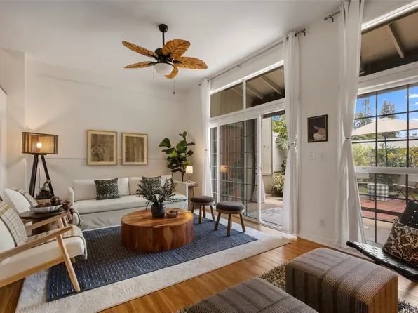 92-1284 Kikaha St APT 64, Kapolei, HI 96707