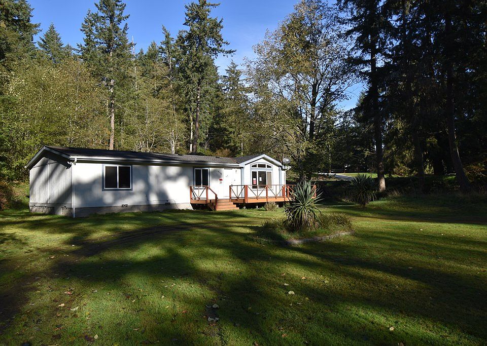 1st image of 4758 Lakeside Dr