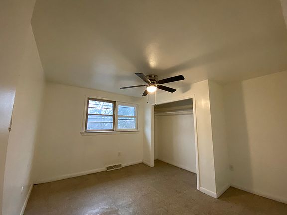 3rd image of 141 Mather St APT 5