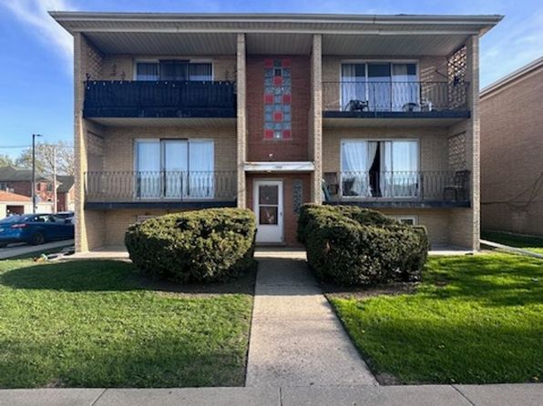 79 Mayfield, 5901 W 79th St, Burbank, IL 60459