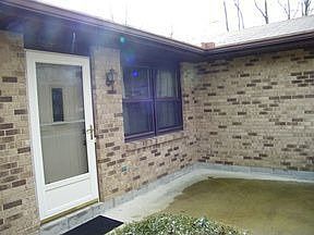 4th image of 7 Meadow Cir