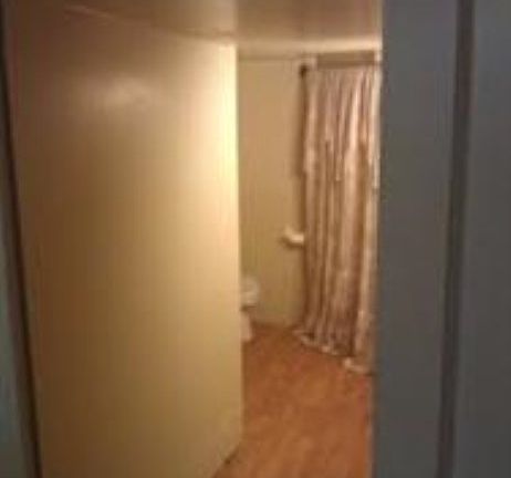 4th image of 3078 Glenmore Ave APT 1