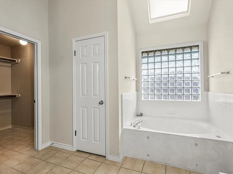 5916 Rickerhill Ln — Photo 31