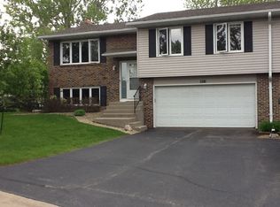 9868 Cavell Cir, Bloomington, MN 55438