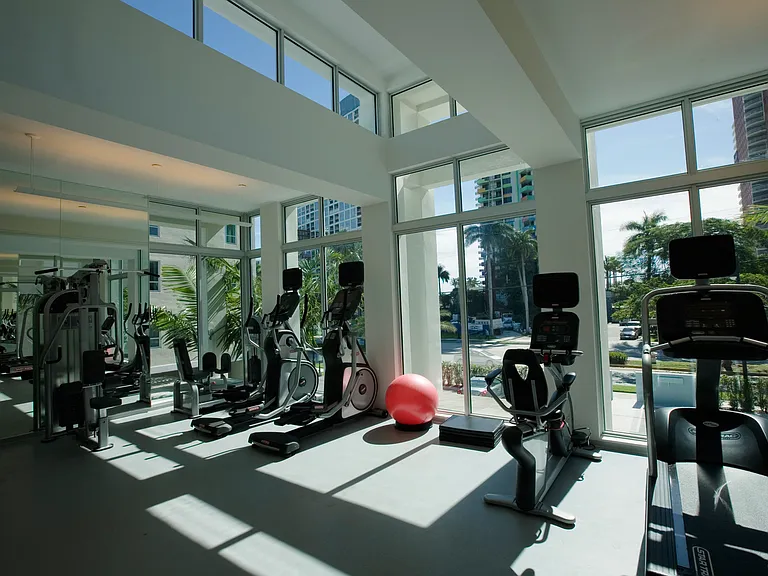 1550 Brickell Avenue — Photo 10