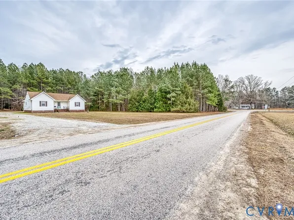 7045 Tranquility Ln, Sutherland, VA 23885