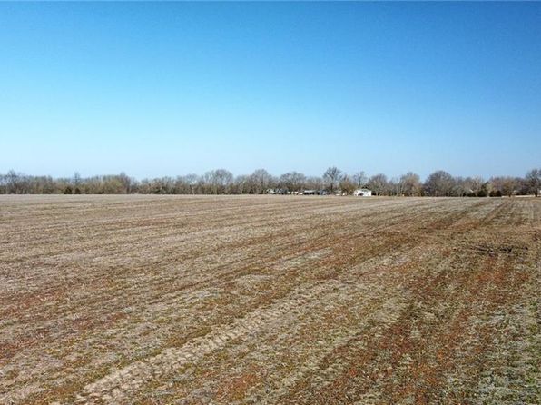 W Outer_tract 4 Rd, Harrisonville, MO 64701