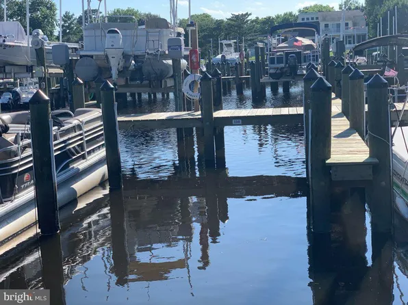 155 Naomi Dr #130, Ocean View, DE 19970