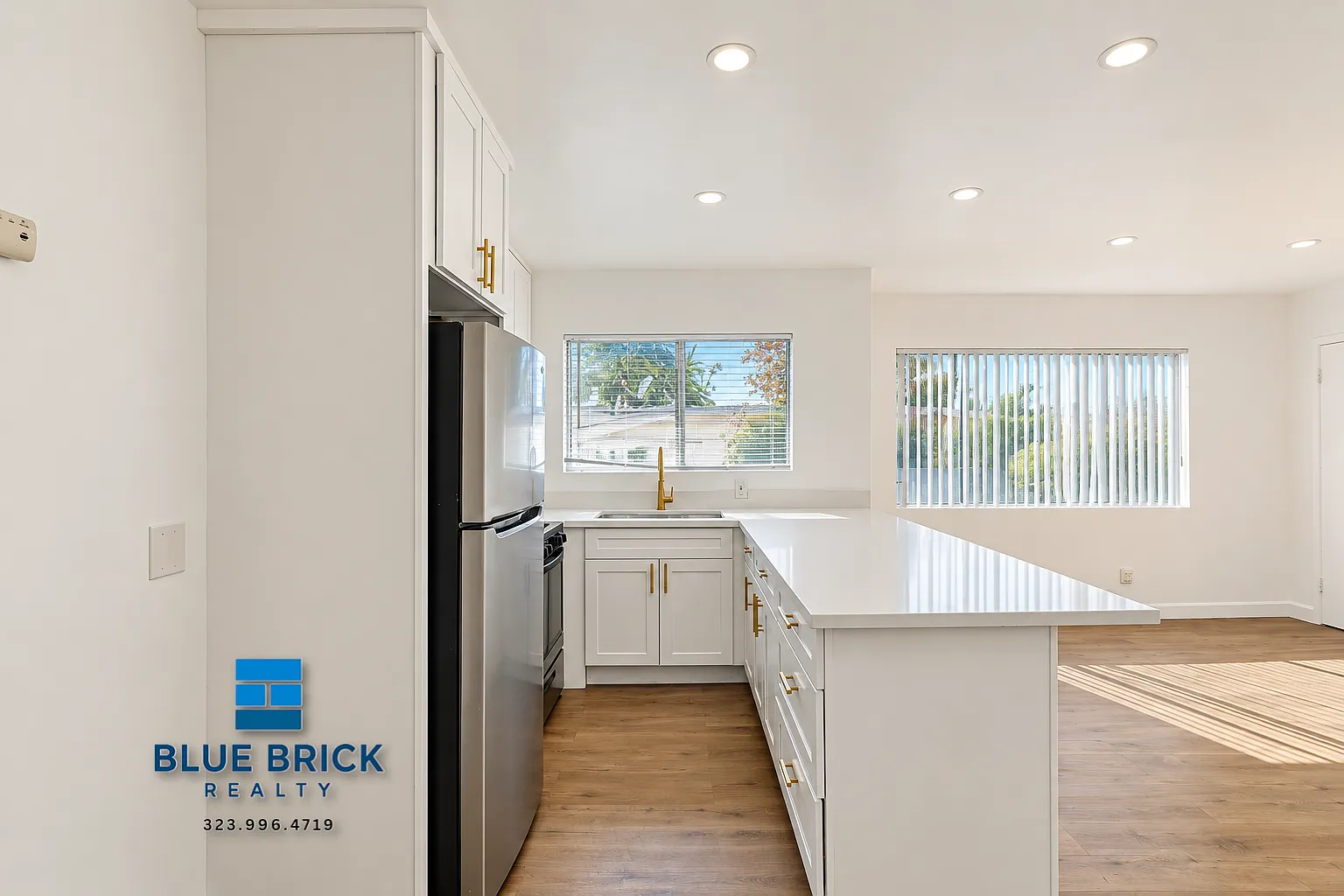 Spacious Valley 2-Bedroom with Two Bathrooms & Mini-Split A/C — Photo 2