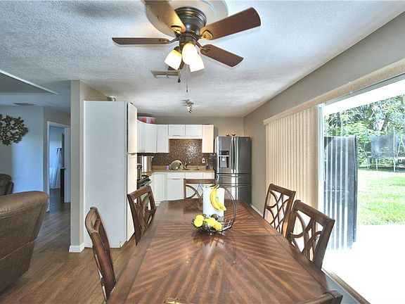 4th image of 145 Orange Dr