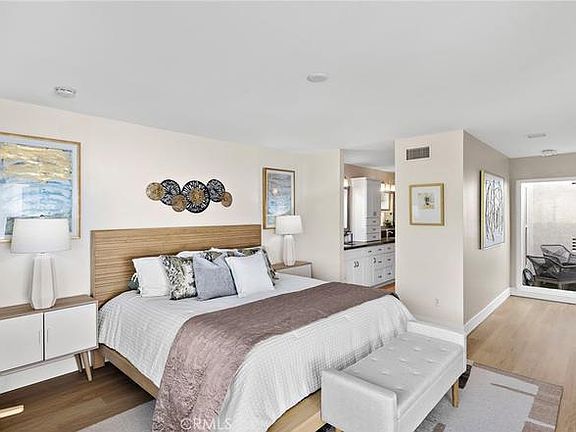 4th image of 3327 Paseo Halcon