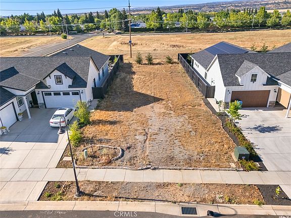 4th image of 2 Harkness Ct Lot 2