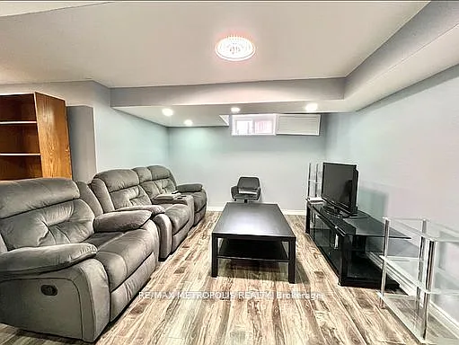 3 bed, $1,750 — Photo 4