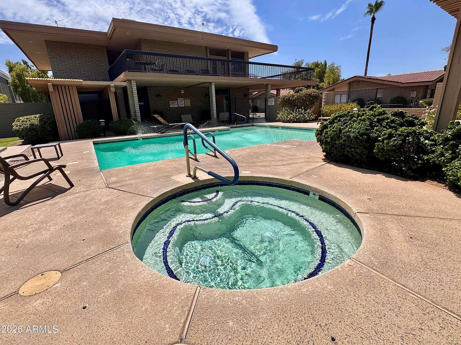 3 bed, 2.0 bath, 1975 sqft, $2,555 — Photo 1