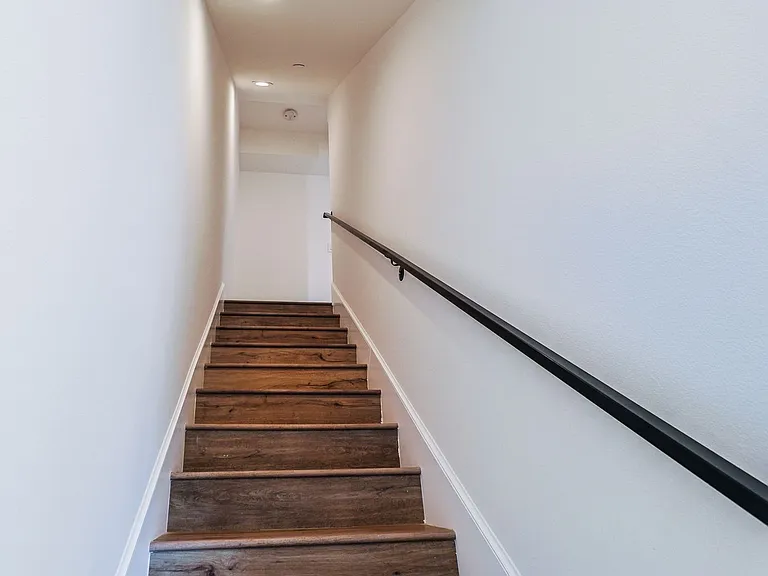 5934 Lemp Ave — Photo 9