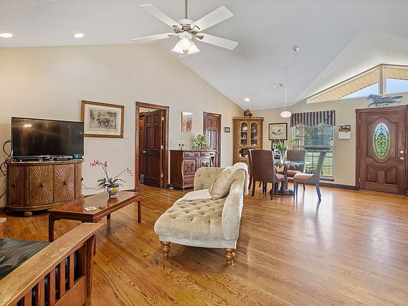 5th image of 5250 Belle Vale Dr
