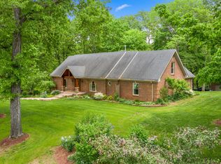 801 Vaughan Rd, Clarksville, TN 37043