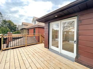 11 Grosvenor Ave S, Hamilton, ON L8M3K8