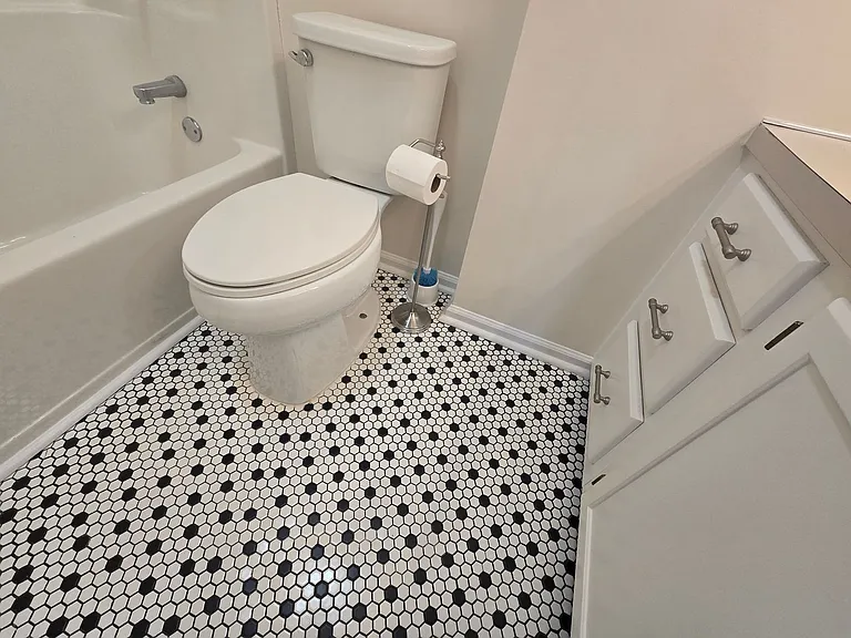 110 Westbrook Ct — Photo 13