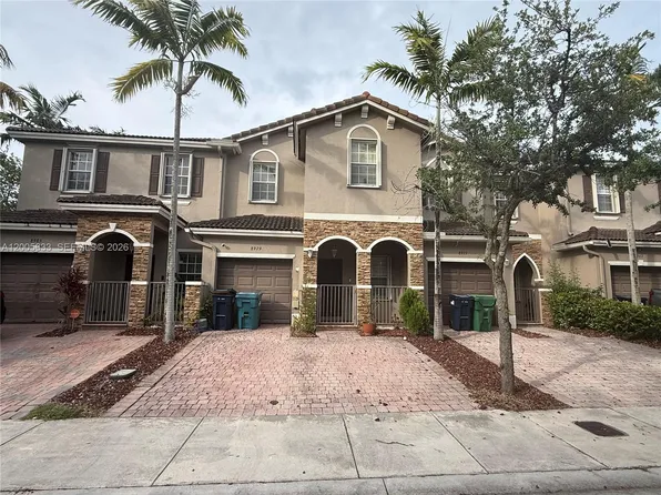 8979 SW 225th St, Cutler Bay, FL 33190