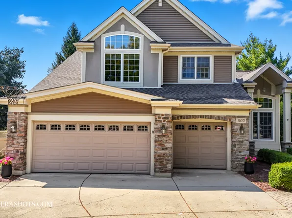 802 Willow Ct, Itasca, IL 60143