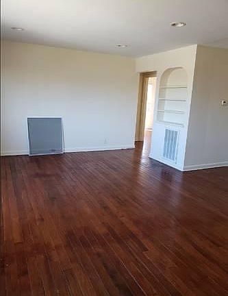 5th image of 3212 Davue Cir