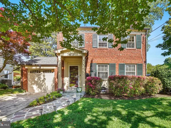 8613 Irvington Ave, Bethesda, MD 20817
