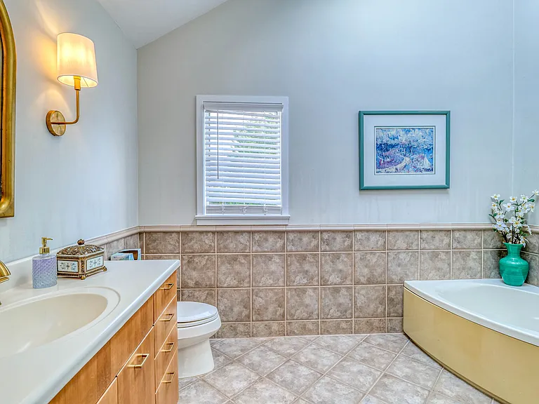 6 Brunswick Ct — Photo 16