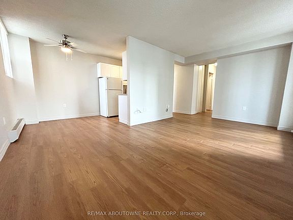 5th image of 111 Market St #1202