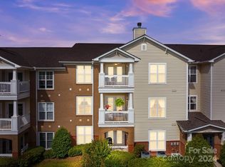 9057 McDowell Creek Ct, Cornelius, NC 28031